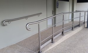 Stainless Free Standing Handrail, turn down & kick rail